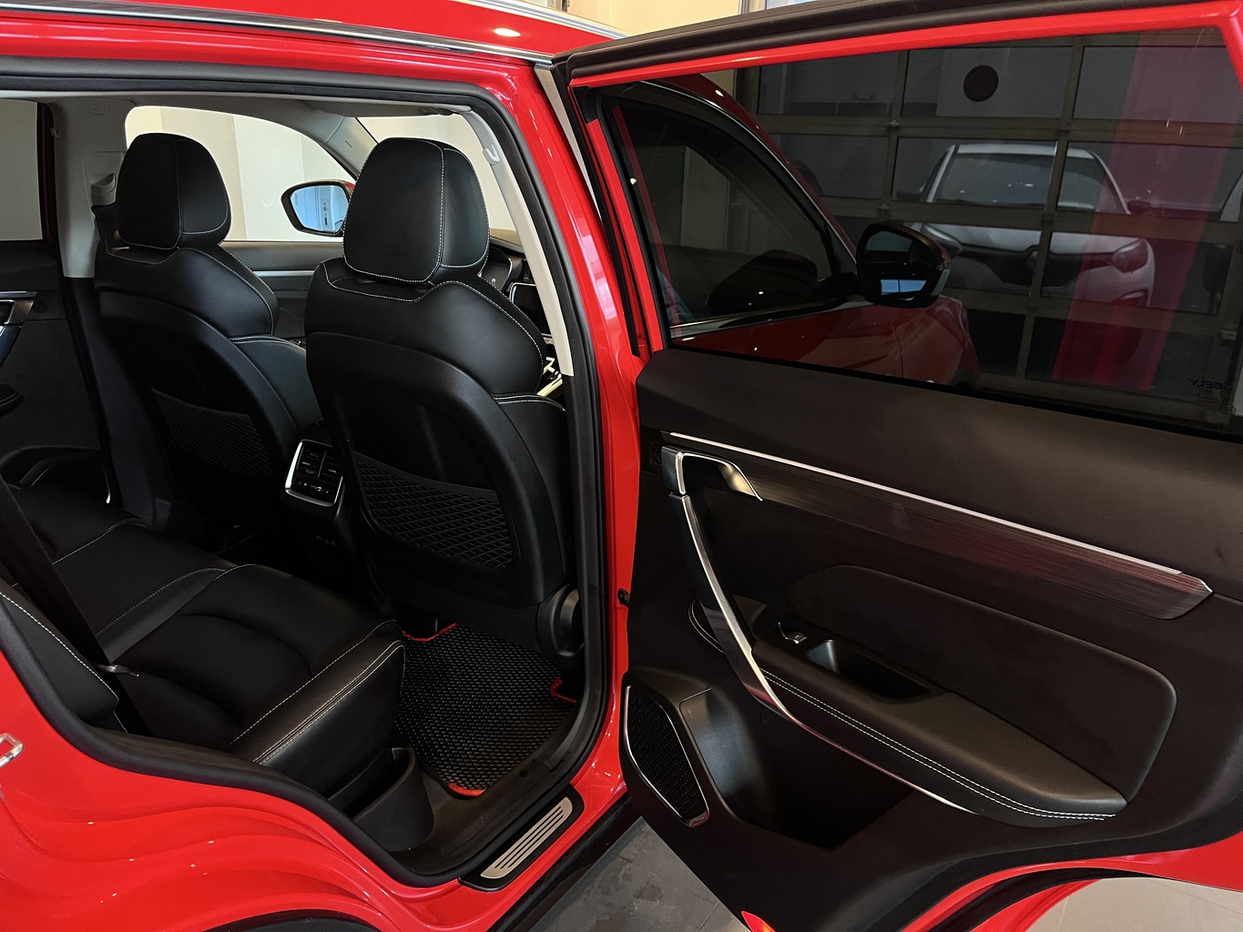 GEELY ATLAS PRO