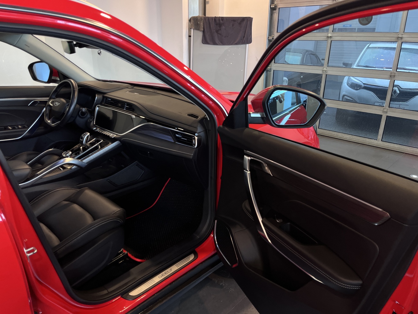 GEELY ATLAS PRO