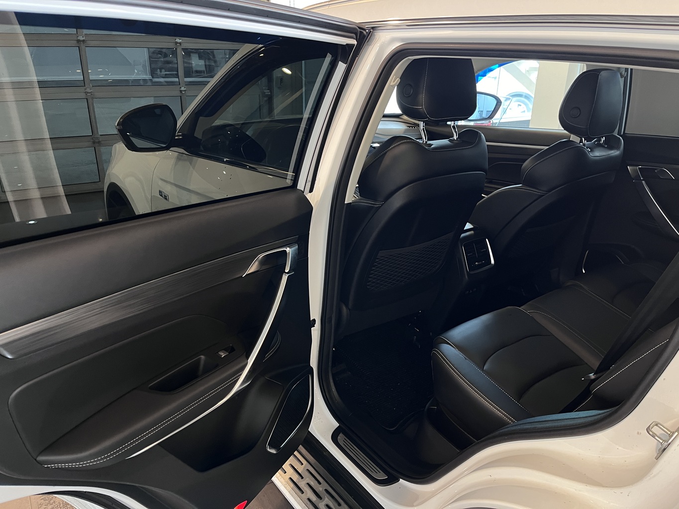 GEELY ATLAS PRO