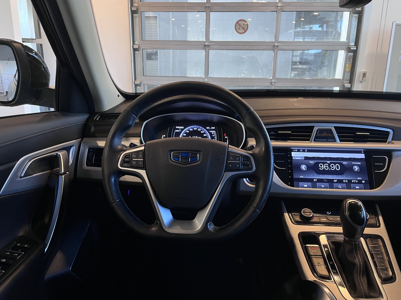 GEELY ATLAS (NL-3)