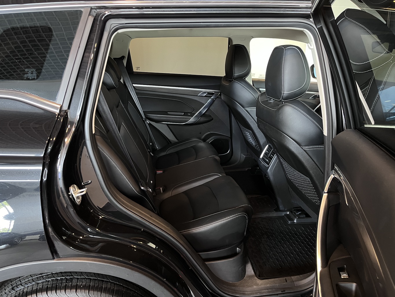 GEELY ATLAS PRO