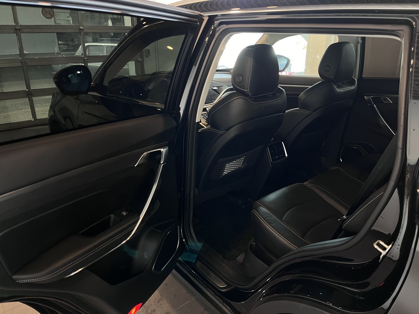 GEELY ATLAS PRO