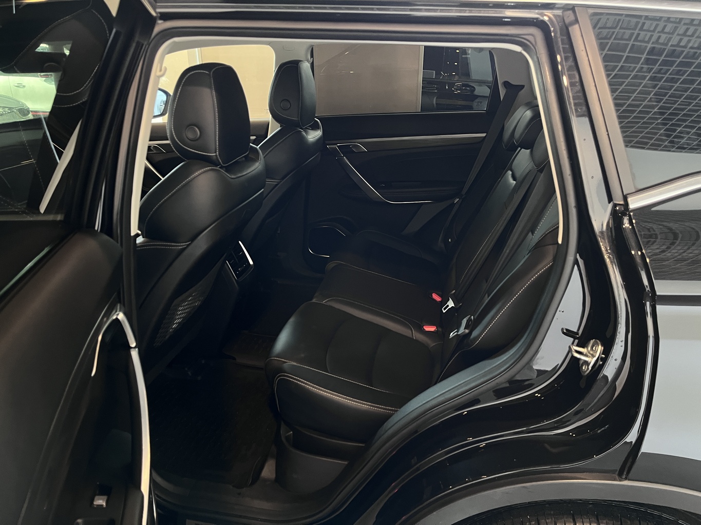 GEELY ATLAS PRO