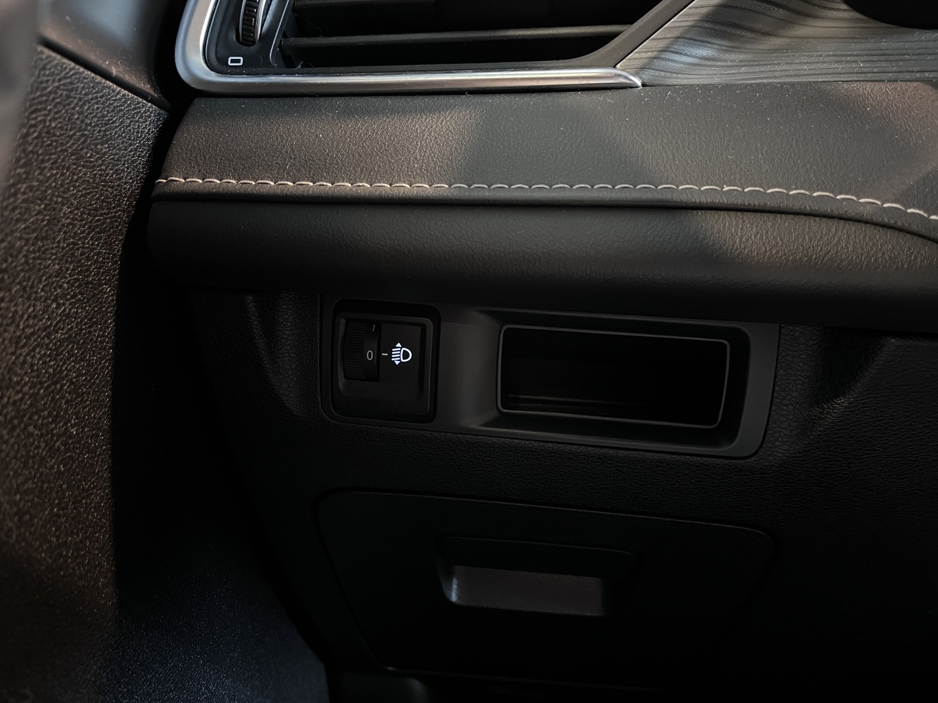 GEELY ATLAS PRO