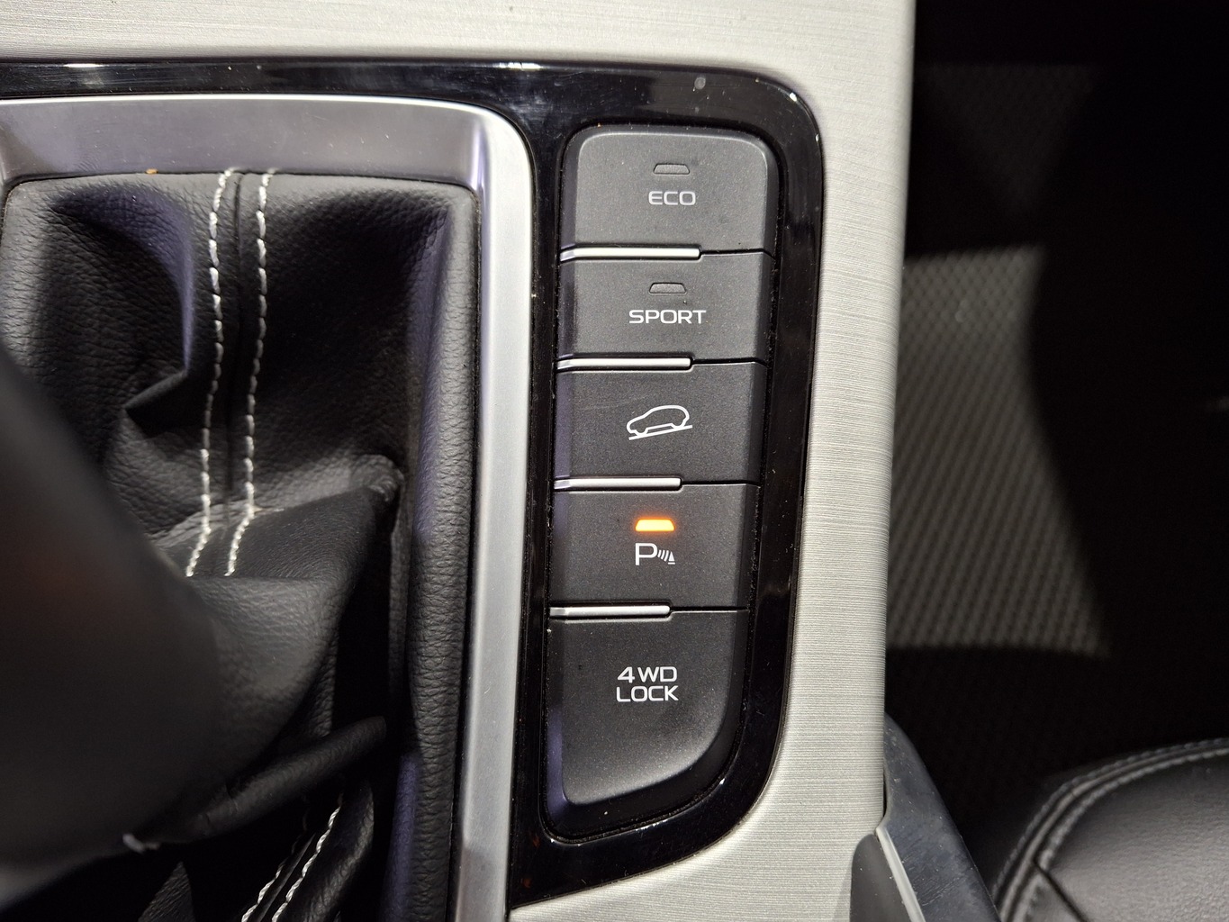 GEELY ATLAS (NL-3)