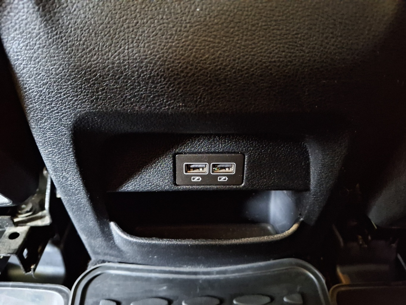 GEELY ATLAS (NL-3)