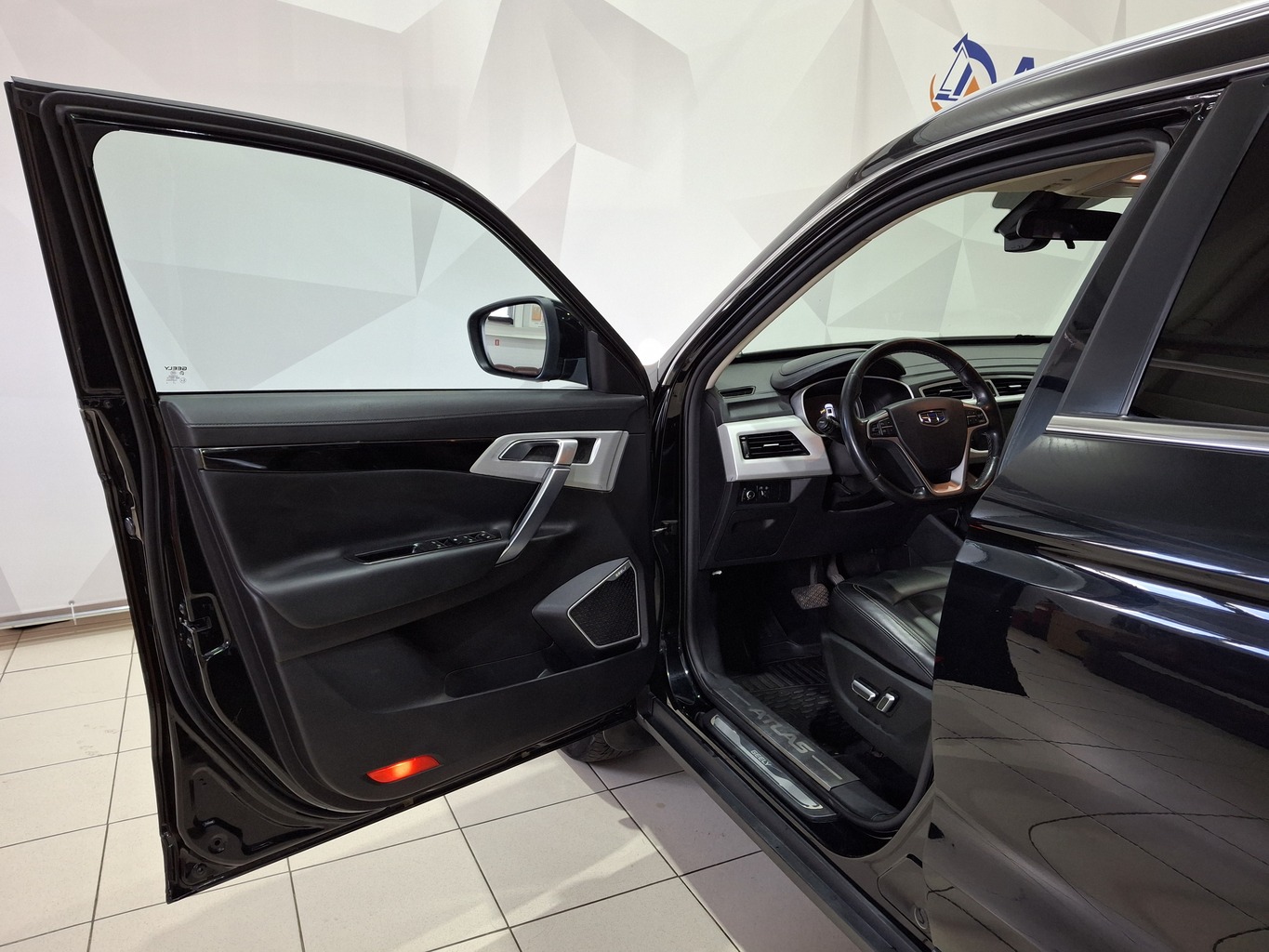 GEELY ATLAS (NL-3)
