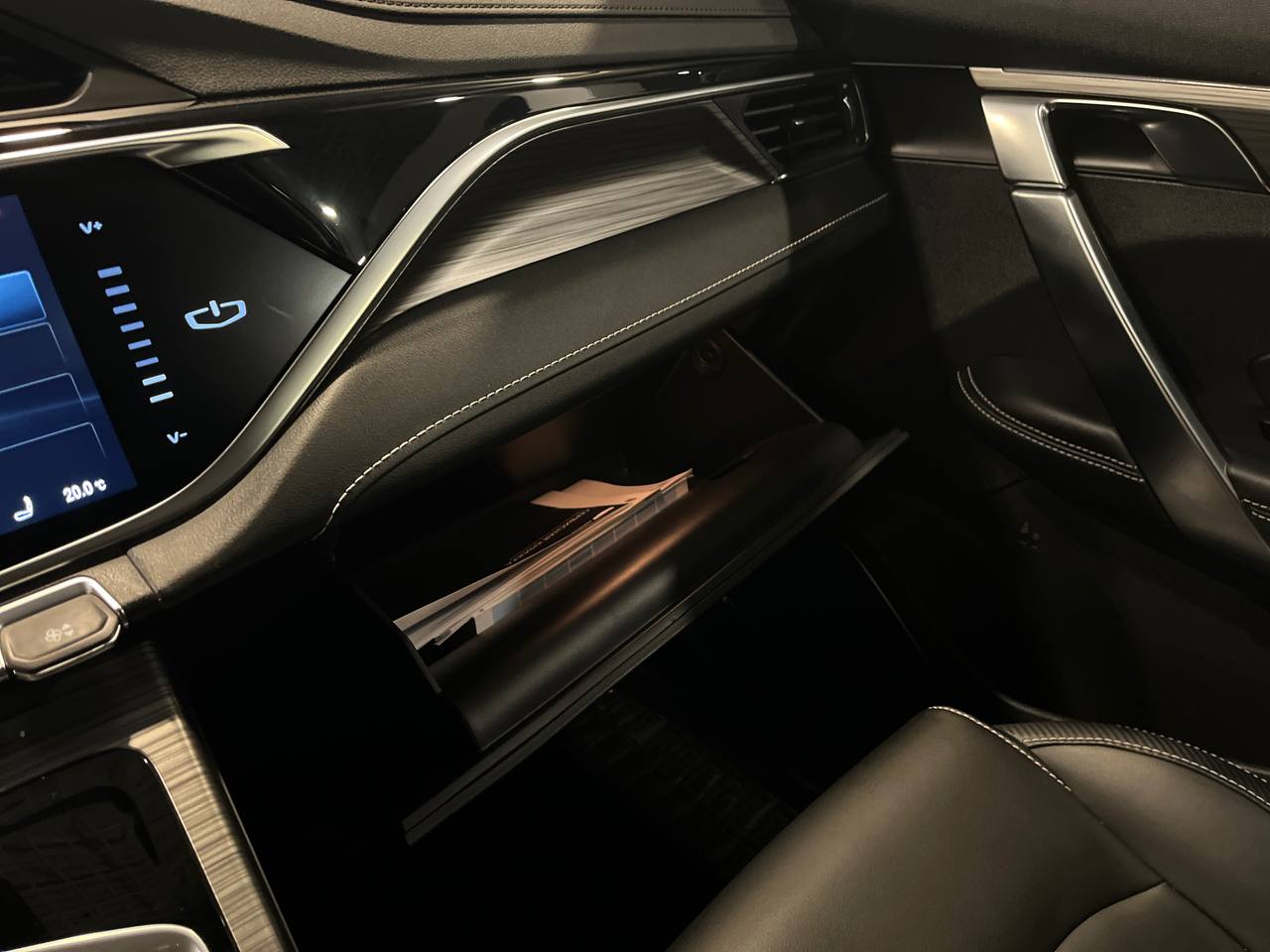 GEELY ATLAS PRO