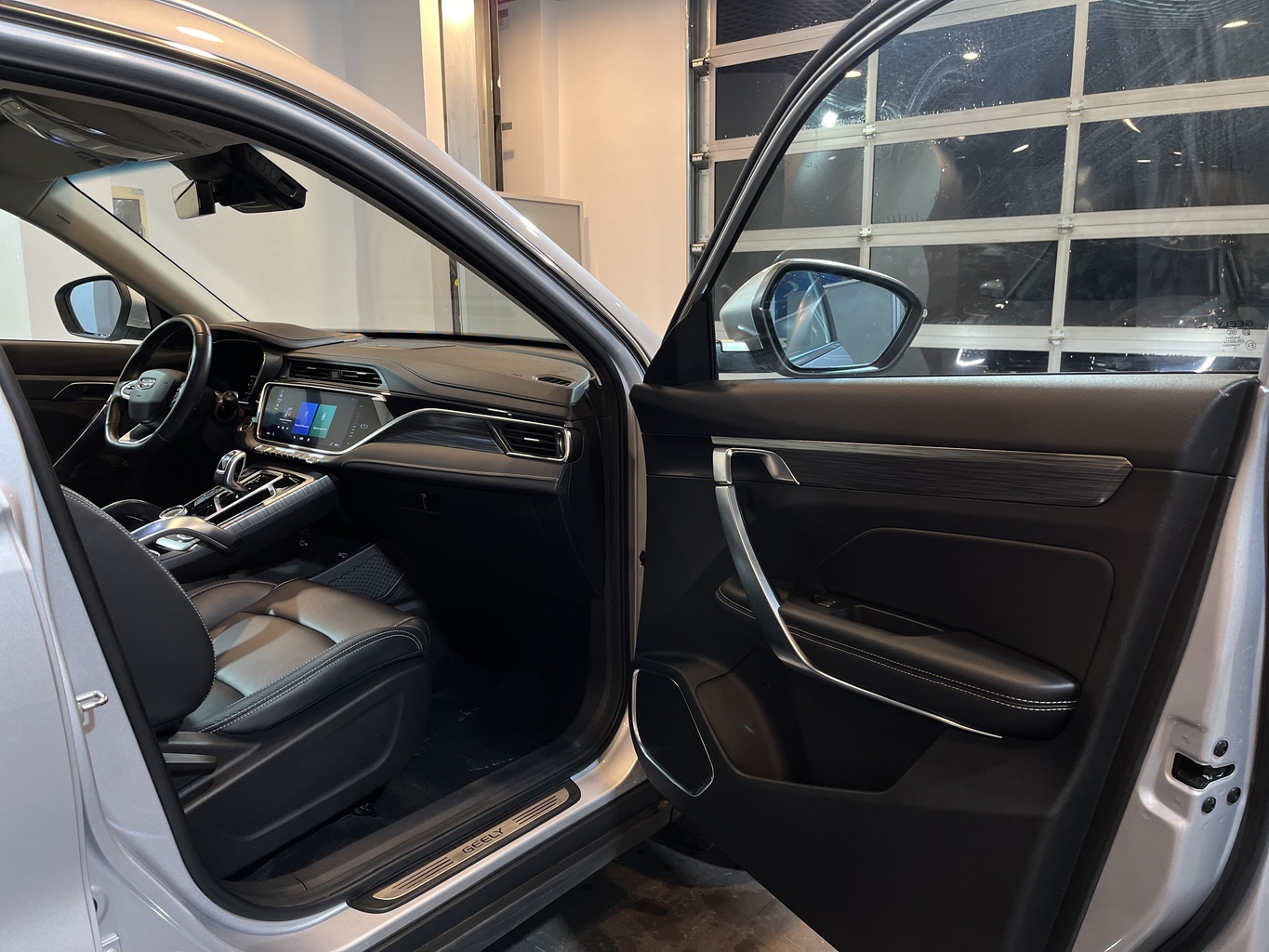 GEELY ATLAS PRO