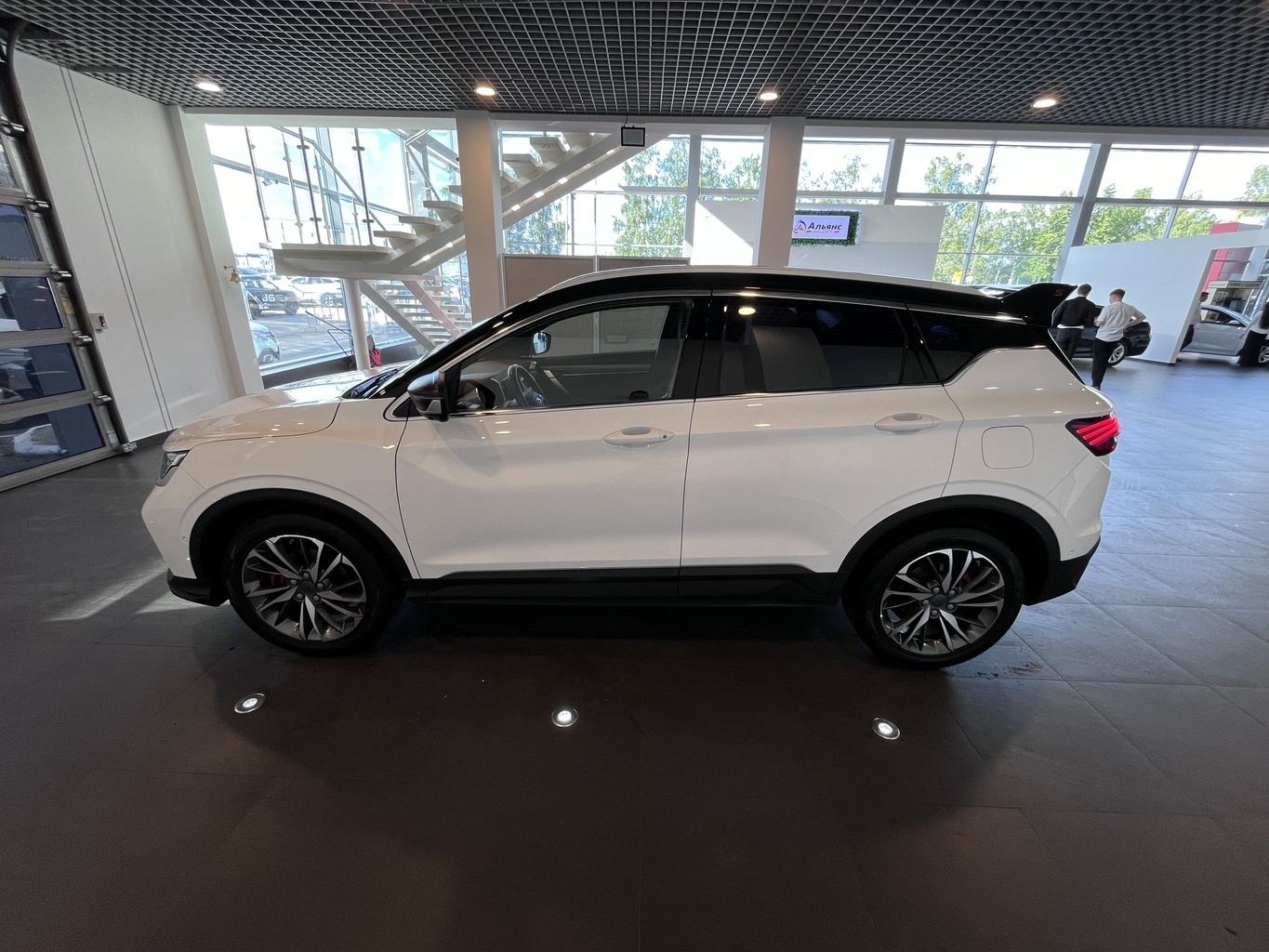 GEELY COOLRAY