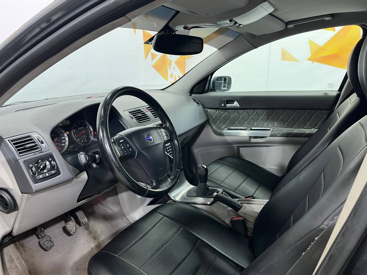 VOLVO S40