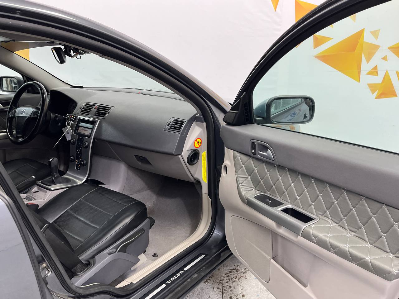 VOLVO S40