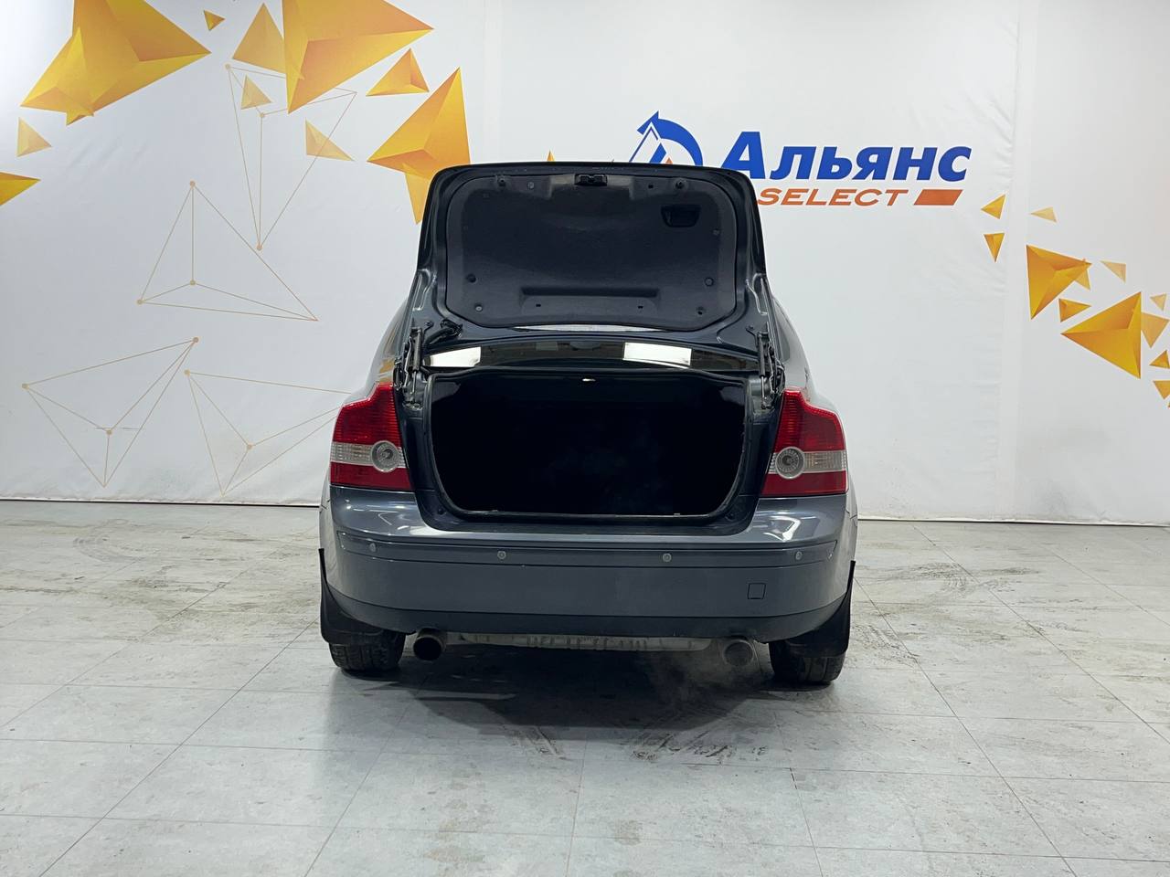 VOLVO S40