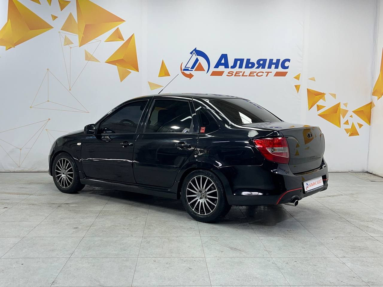 LADA GRANTA