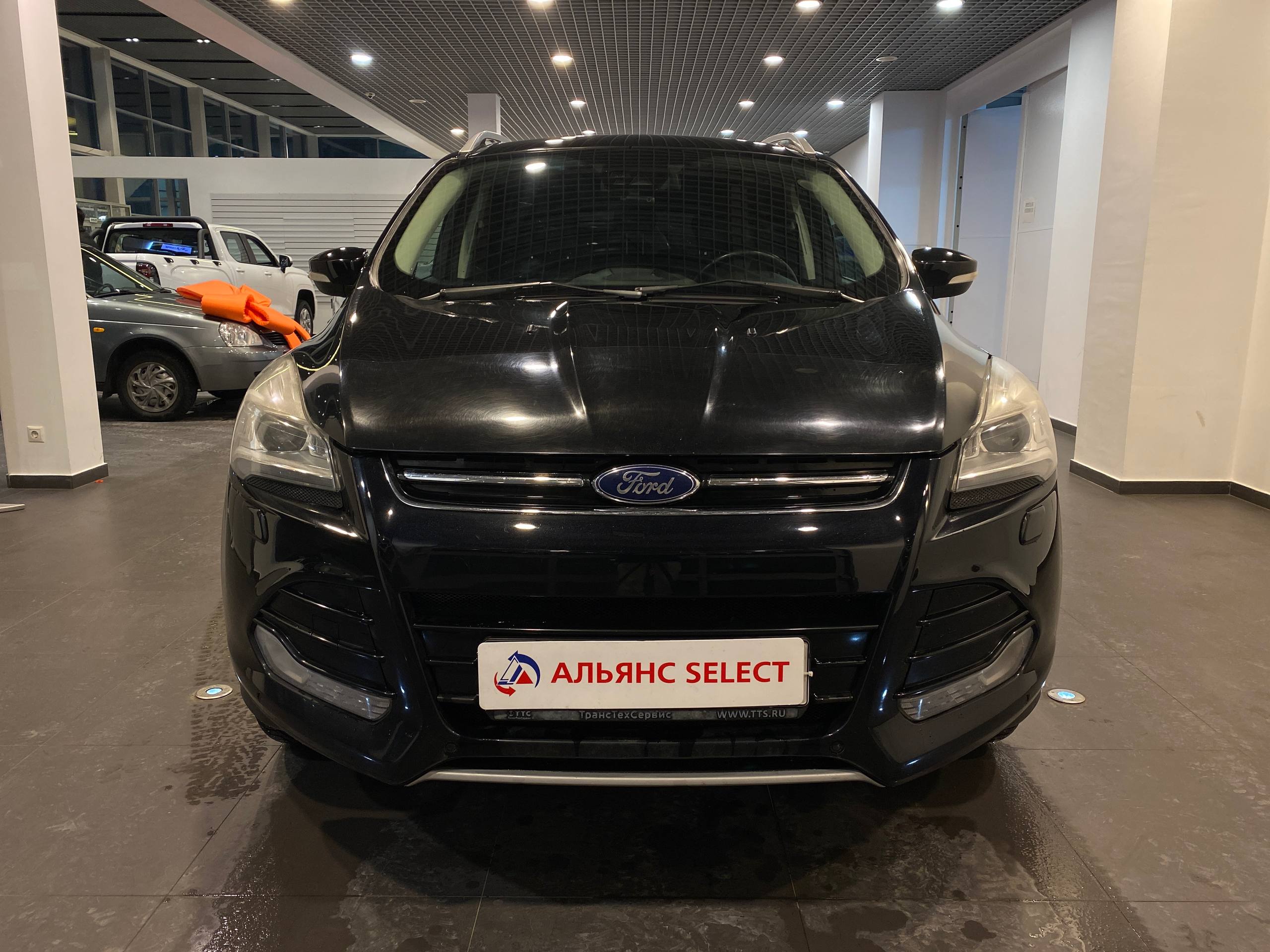 FORD KUGA
