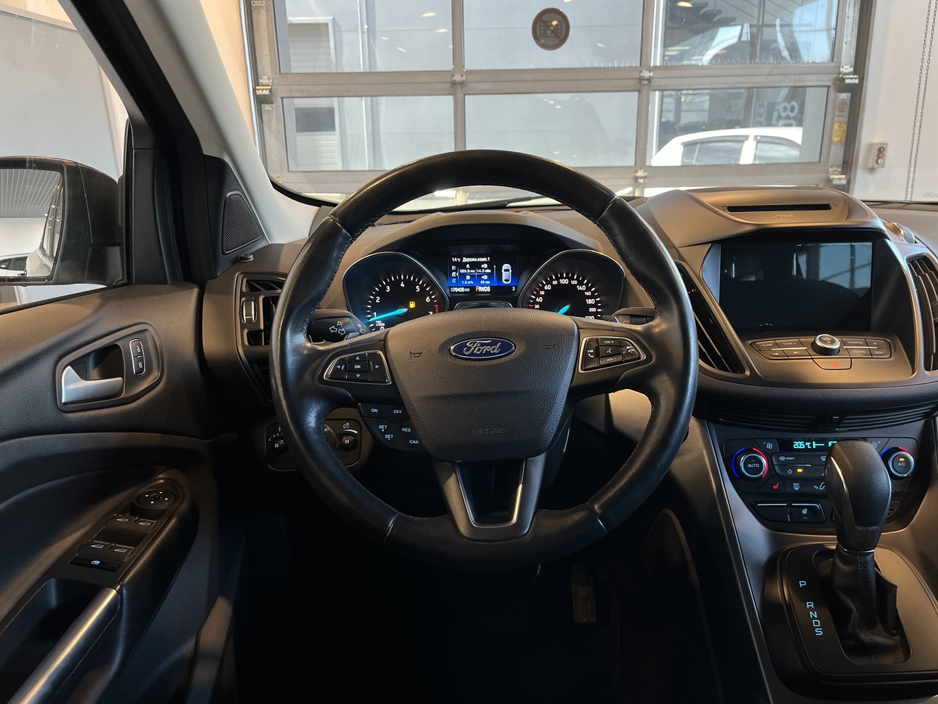 FORD KUGA