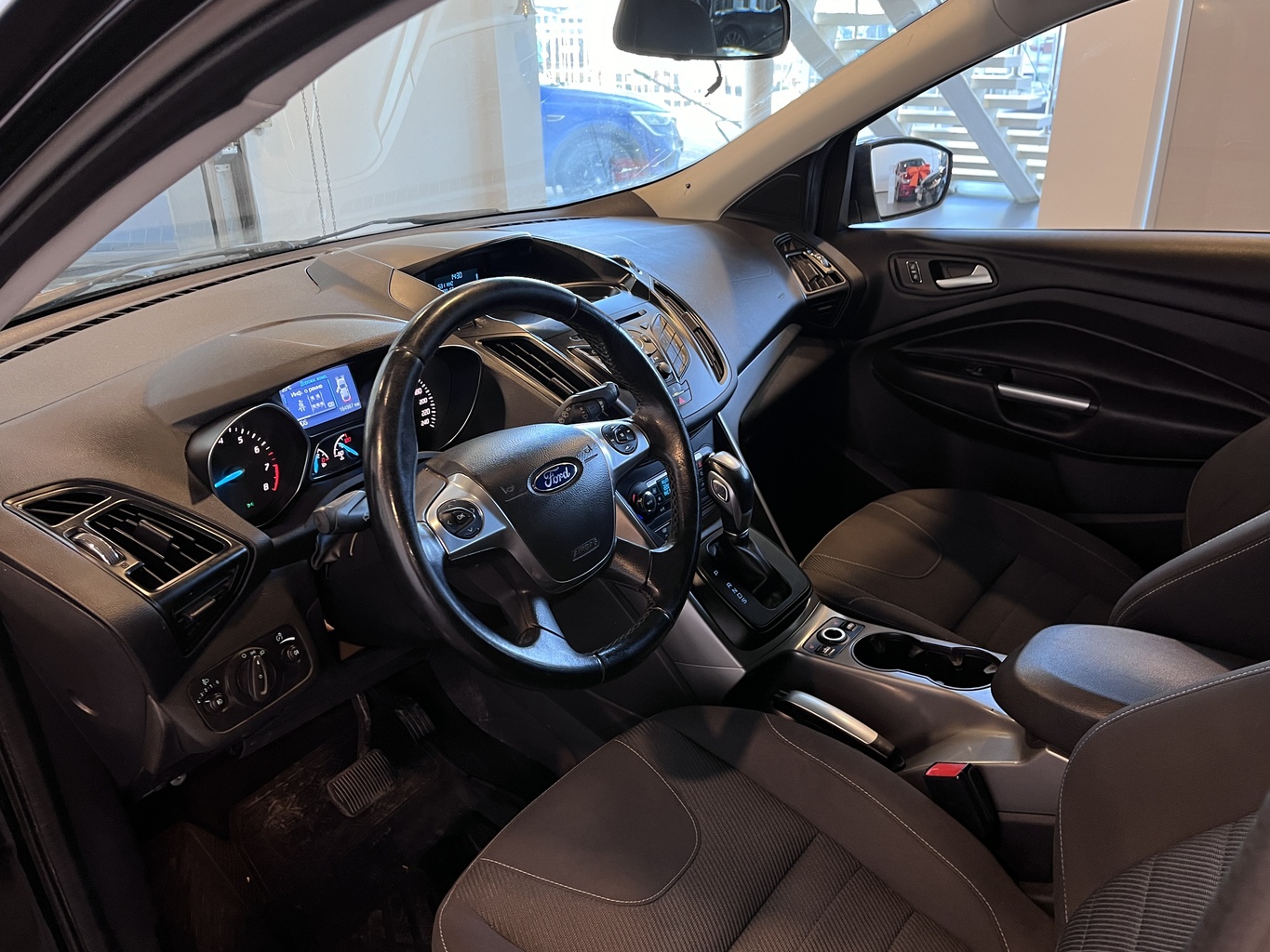FORD KUGA