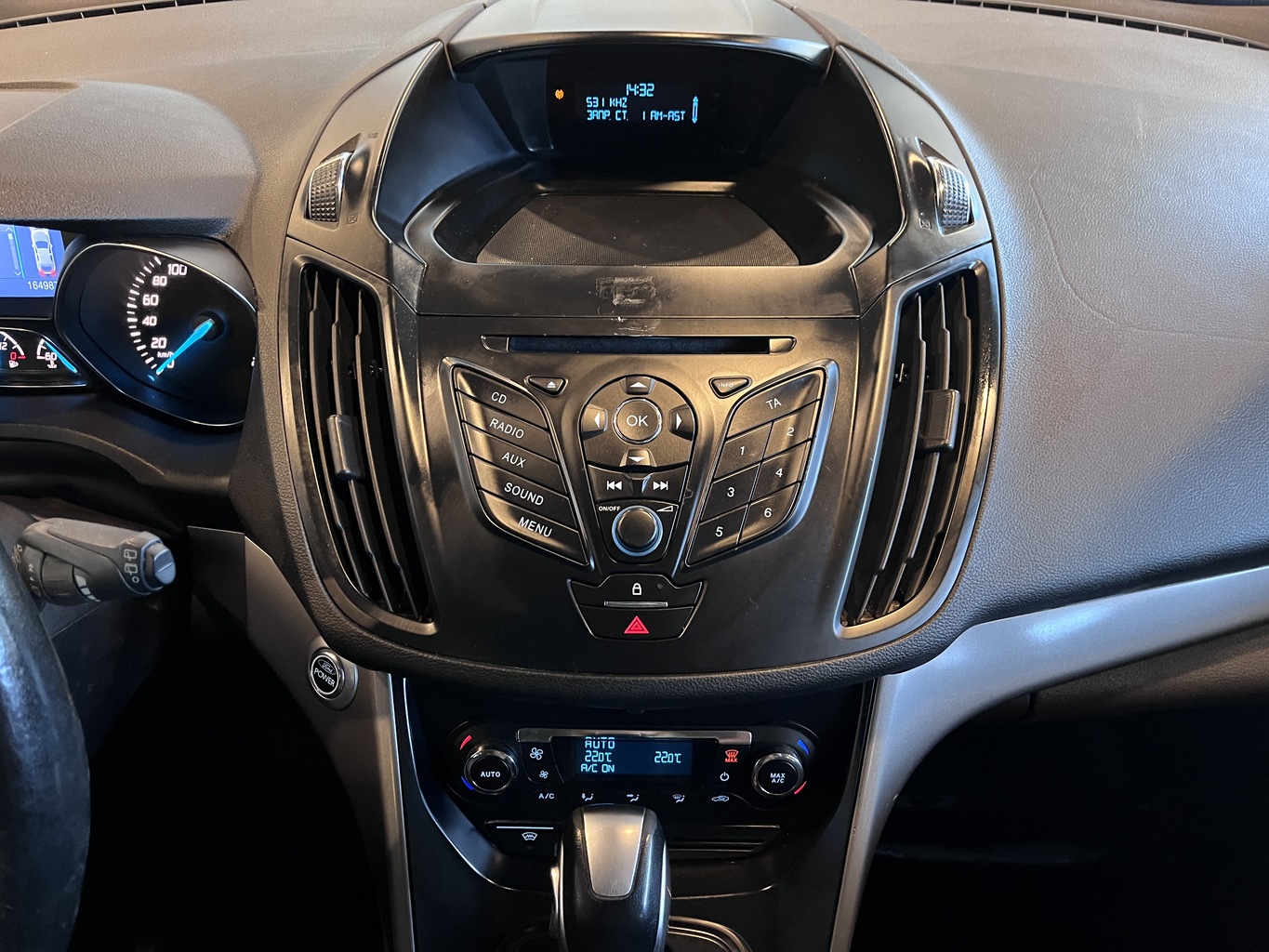 FORD KUGA
