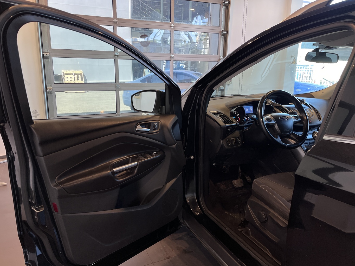 FORD KUGA
