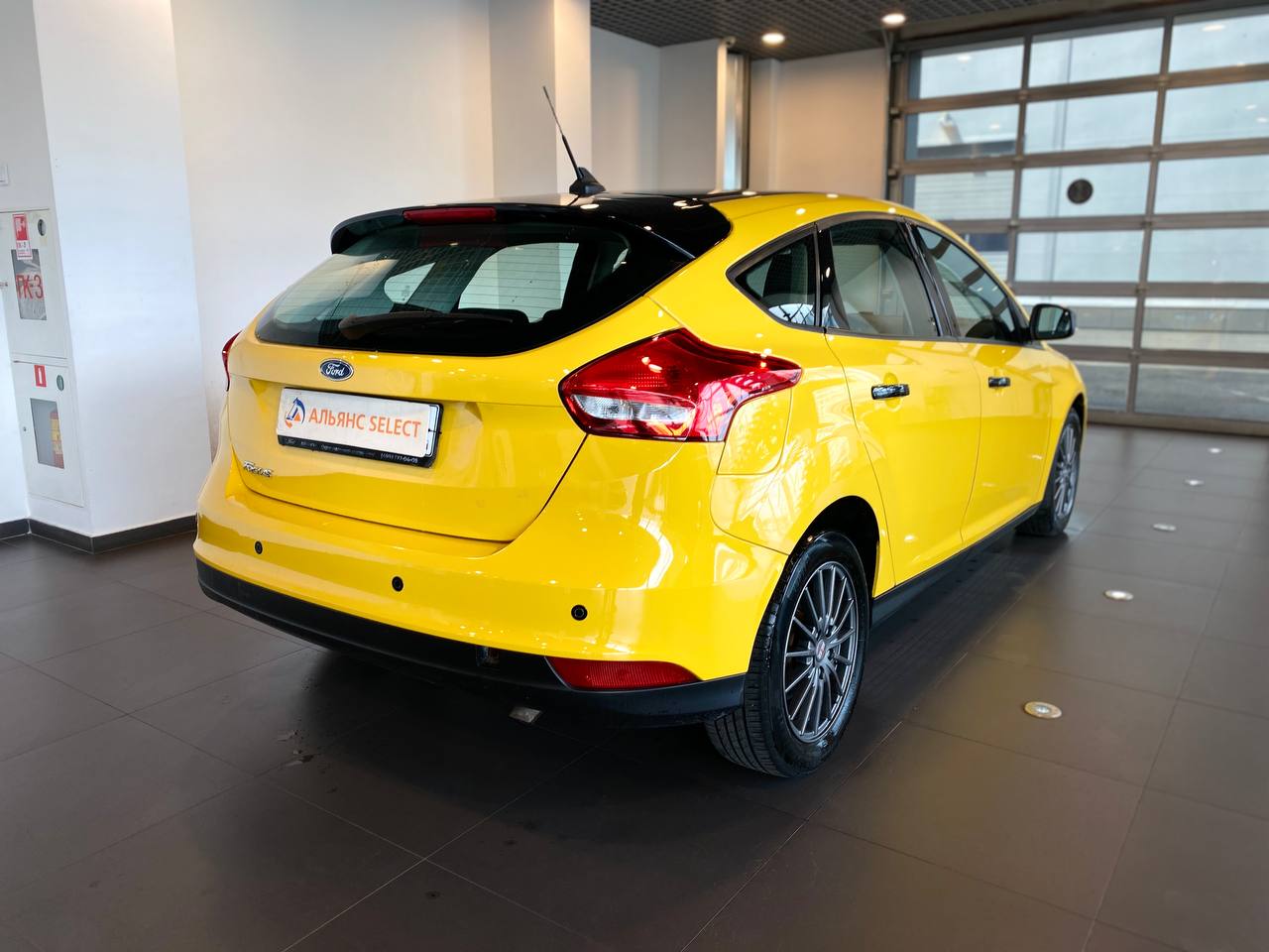 FORD FOCUS