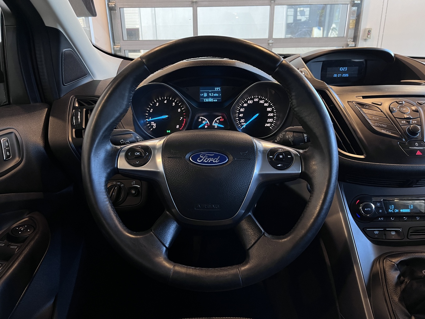 FORD KUGA