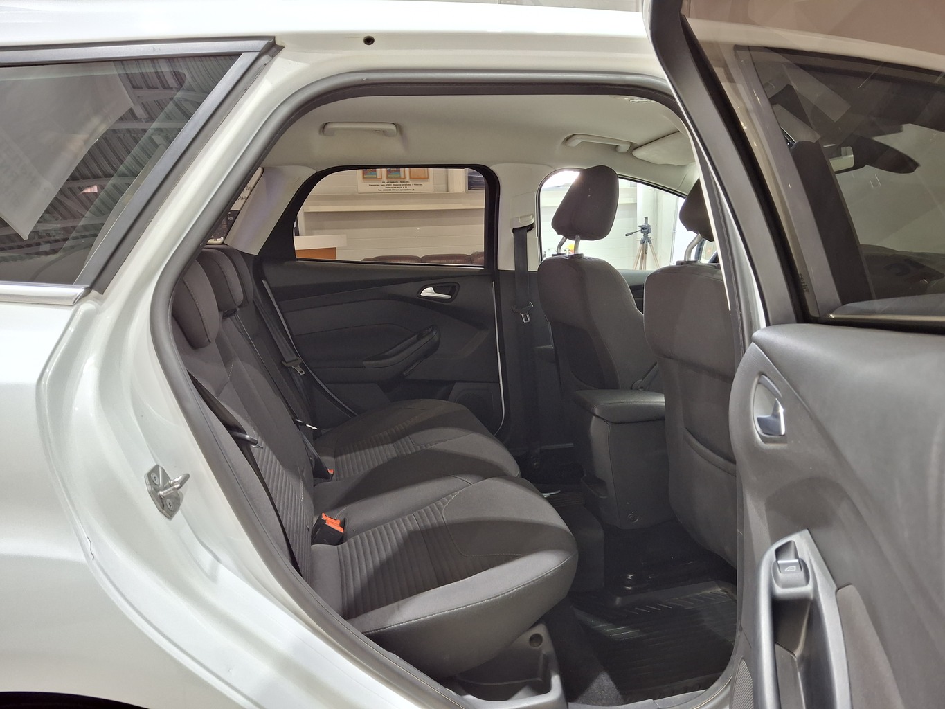 FORD FOCUS