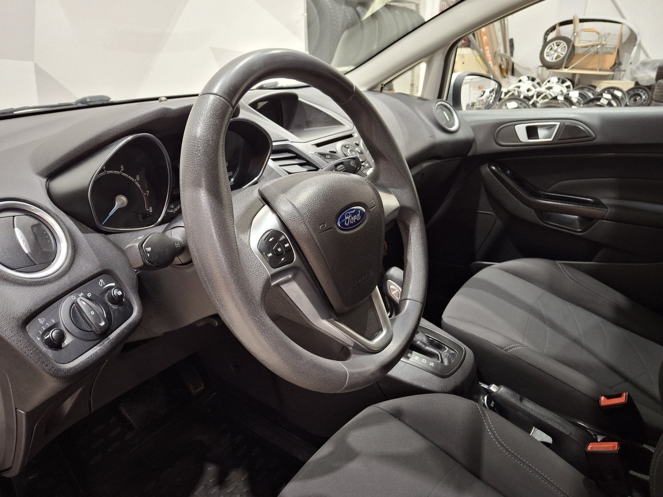 FORD FIESTA