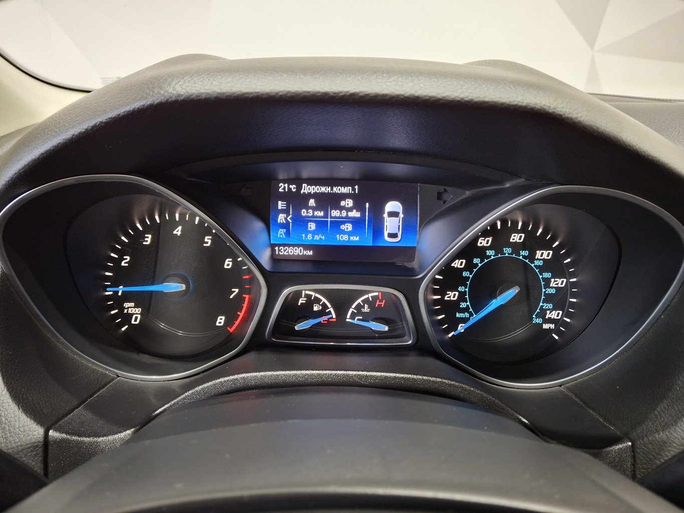 FORD FOCUS