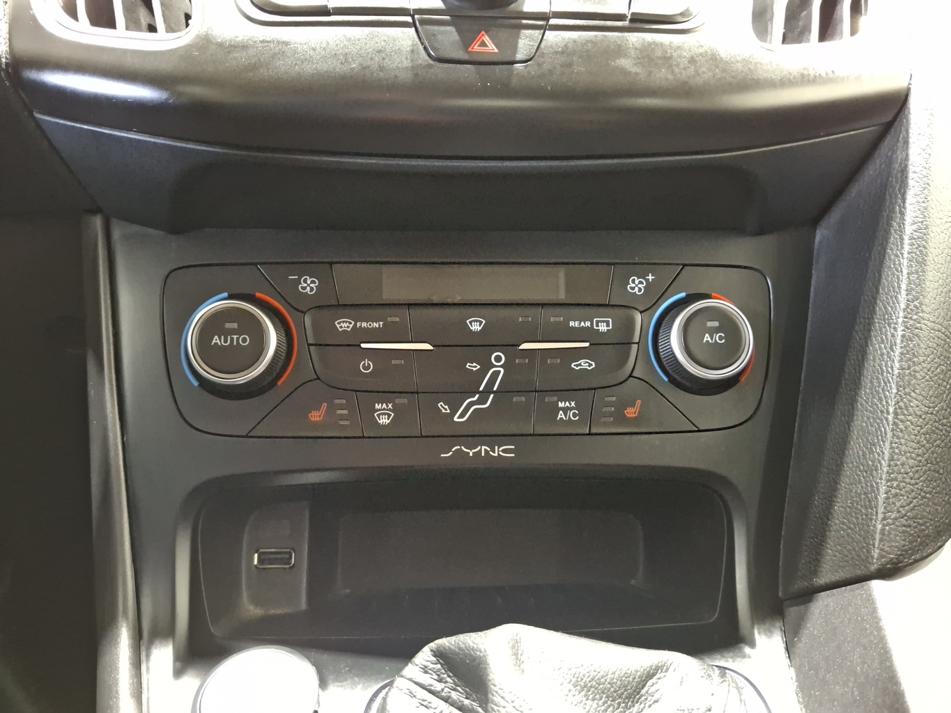 FORD FOCUS