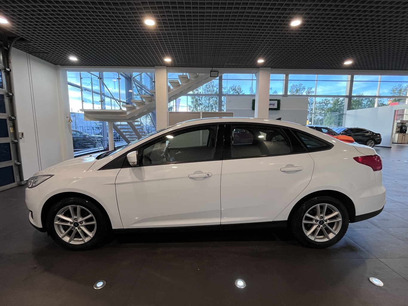 FORD FOCUS