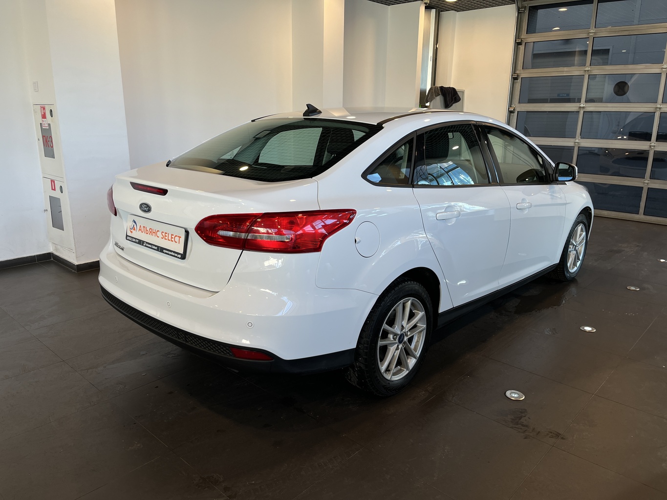 FORD FOCUS