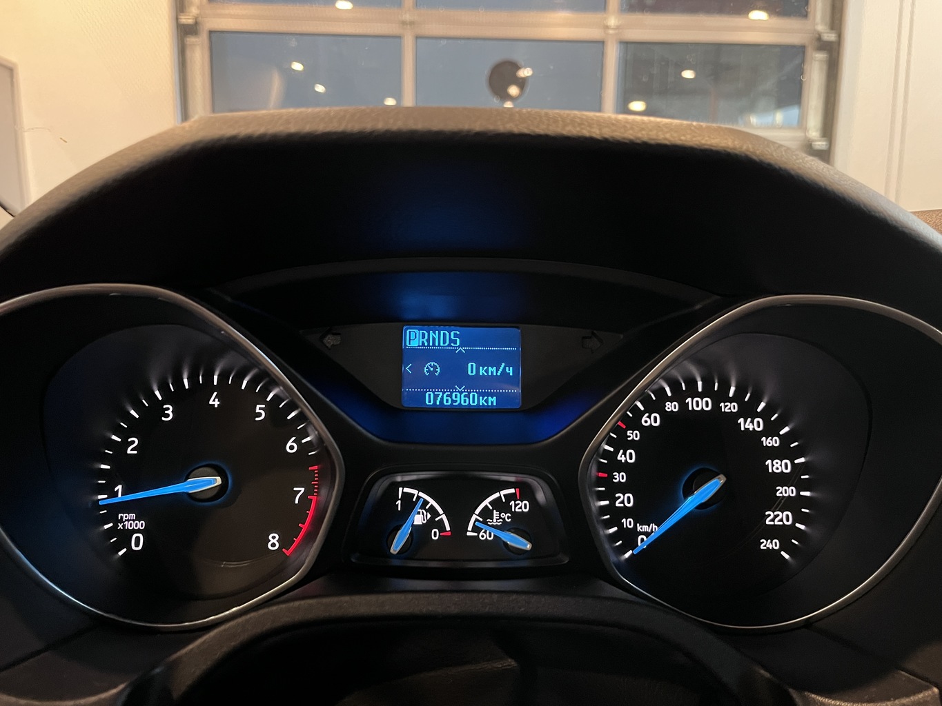 FORD FOCUS