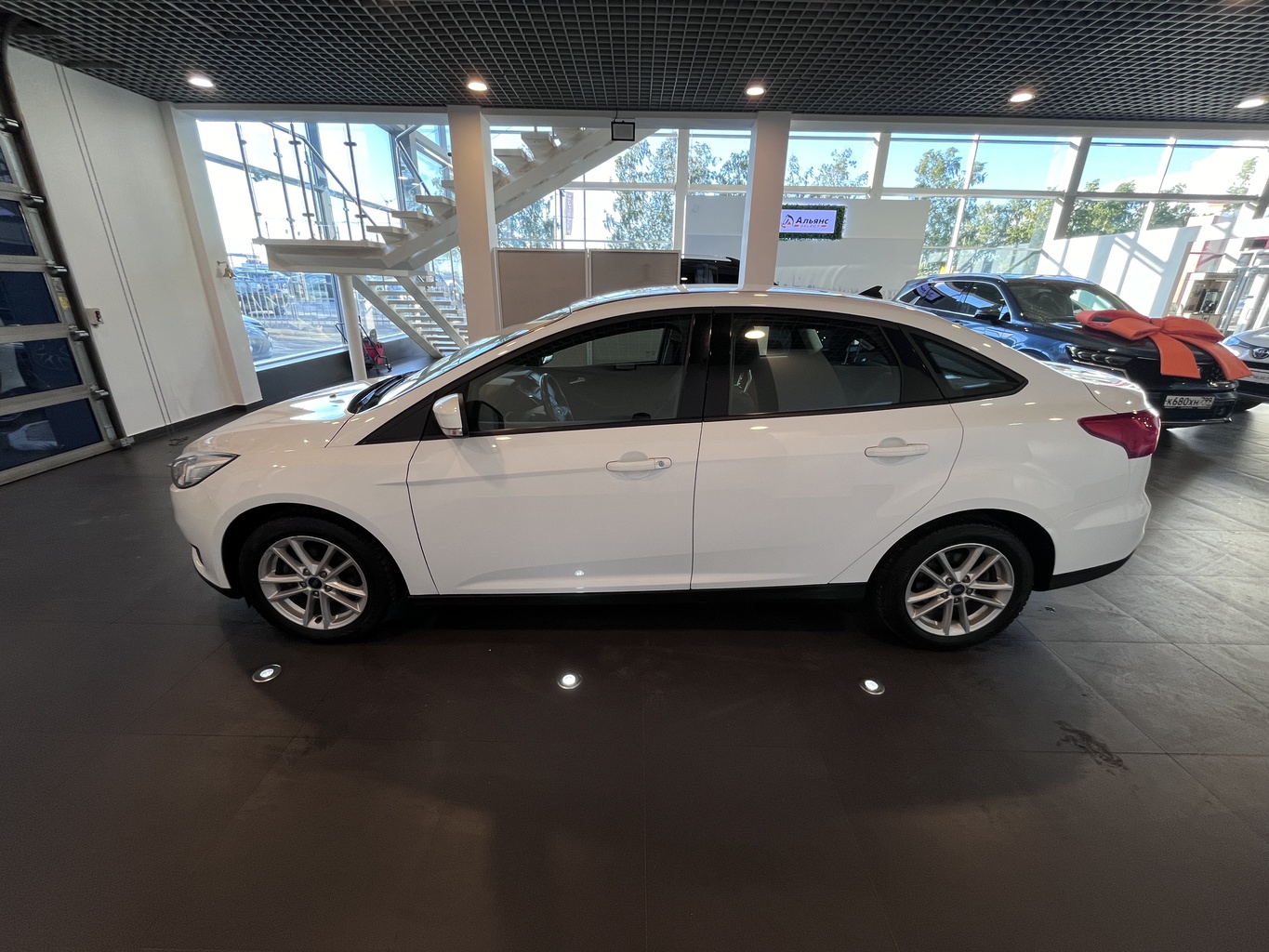 FORD FOCUS
