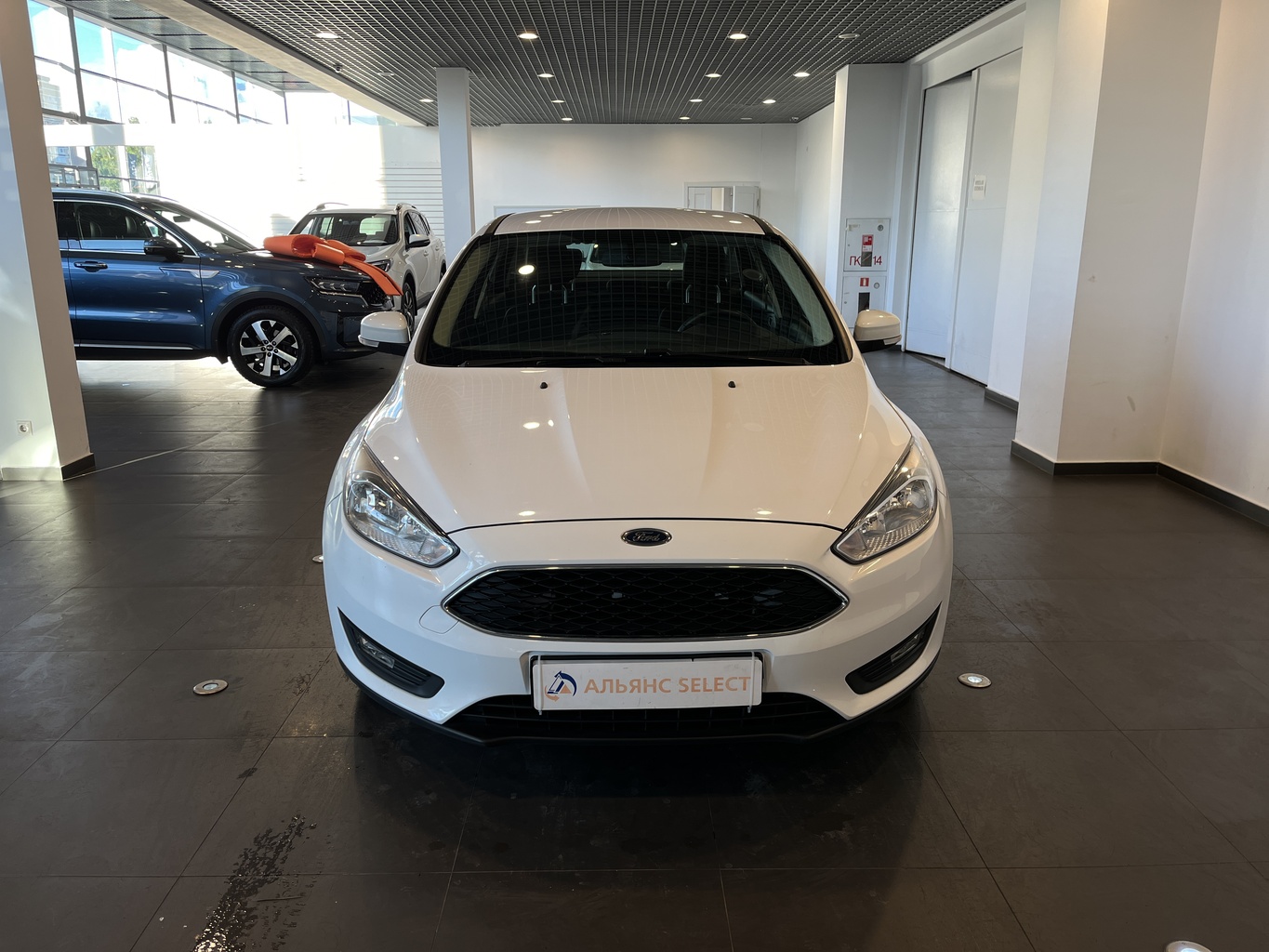 FORD FOCUS