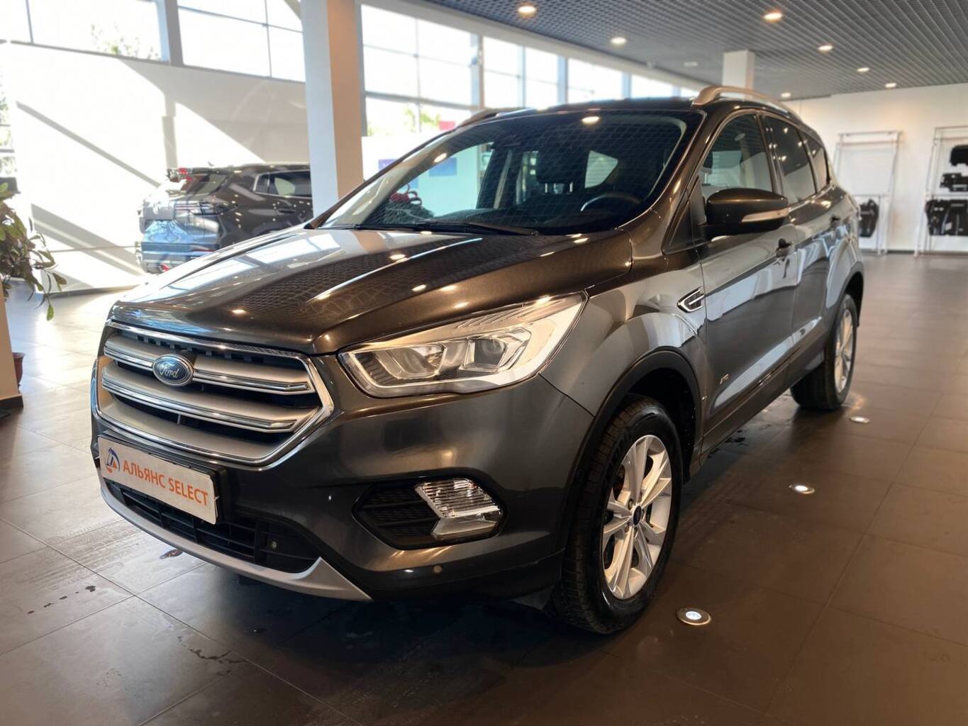 FORD KUGA