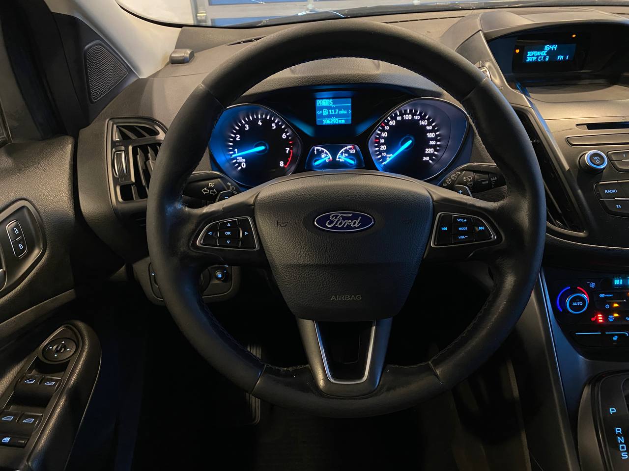 FORD KUGA