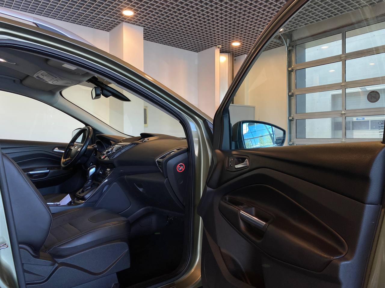 FORD KUGA