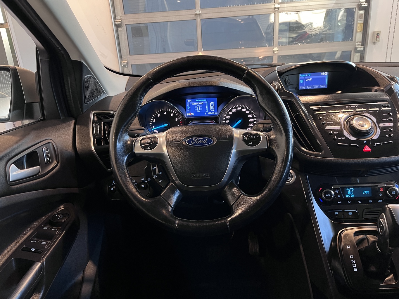 FORD KUGA