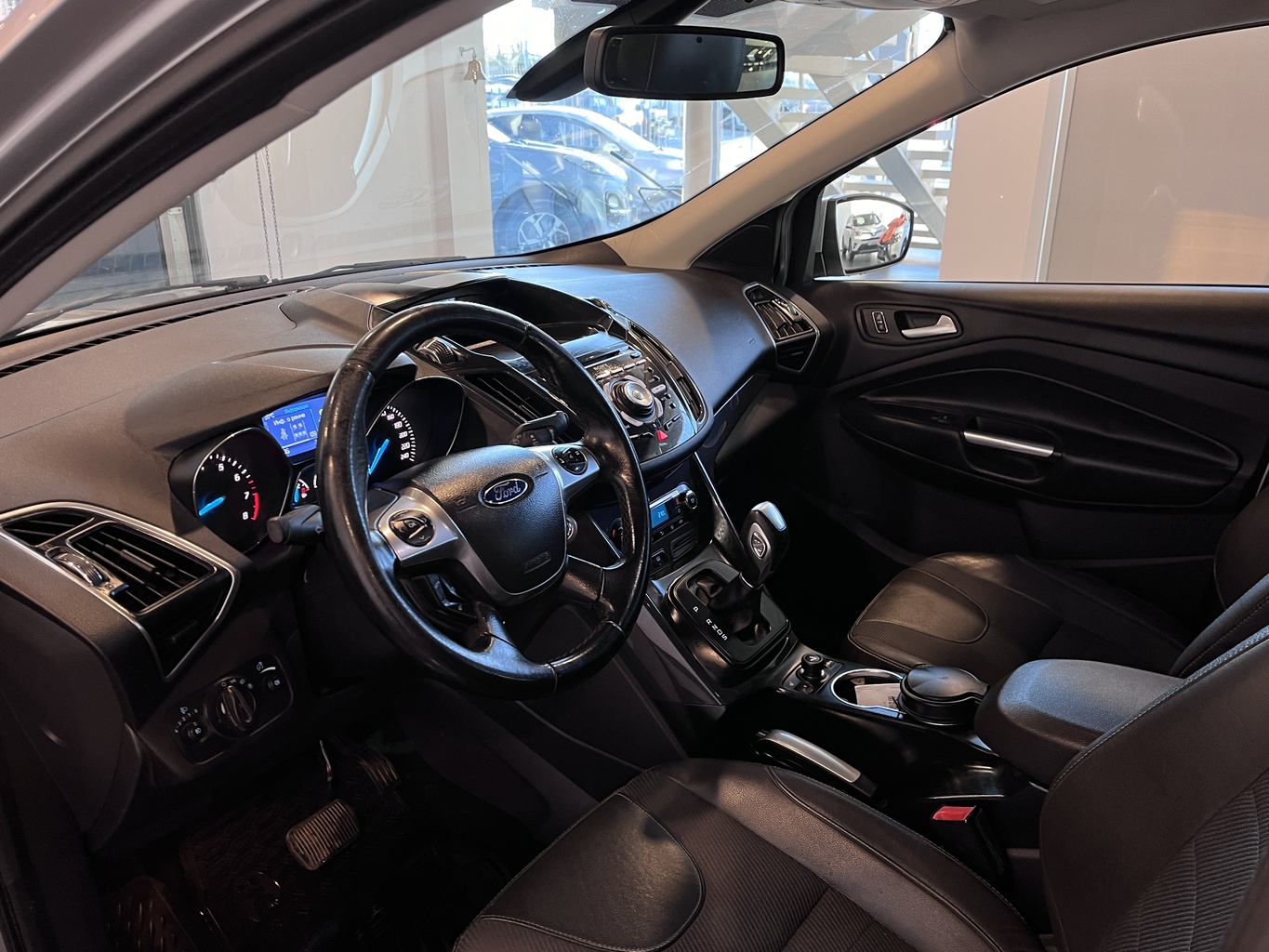 FORD KUGA
