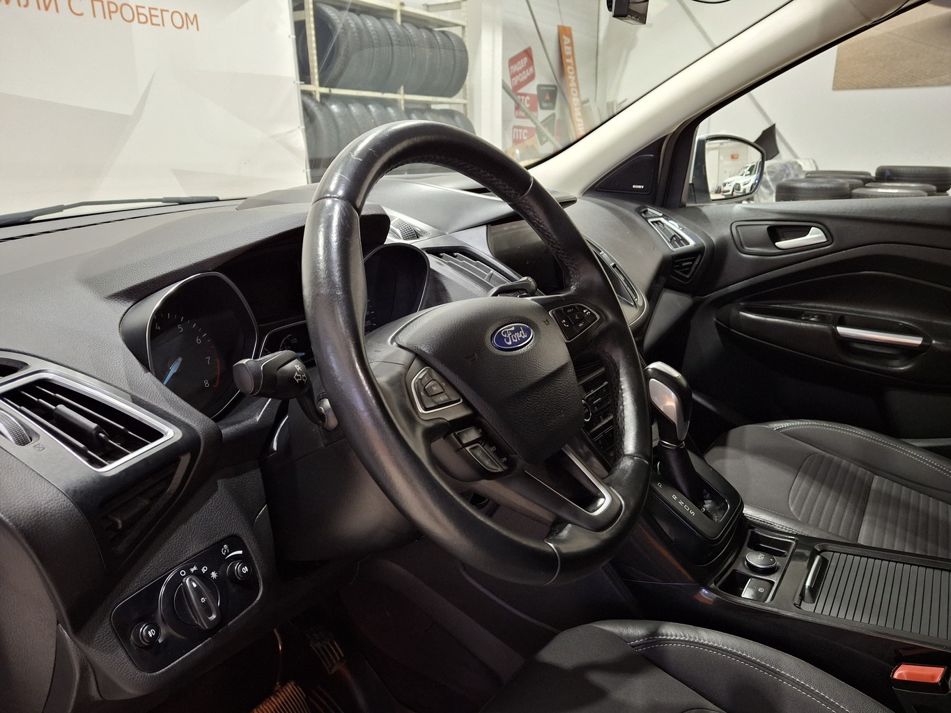 FORD KUGA