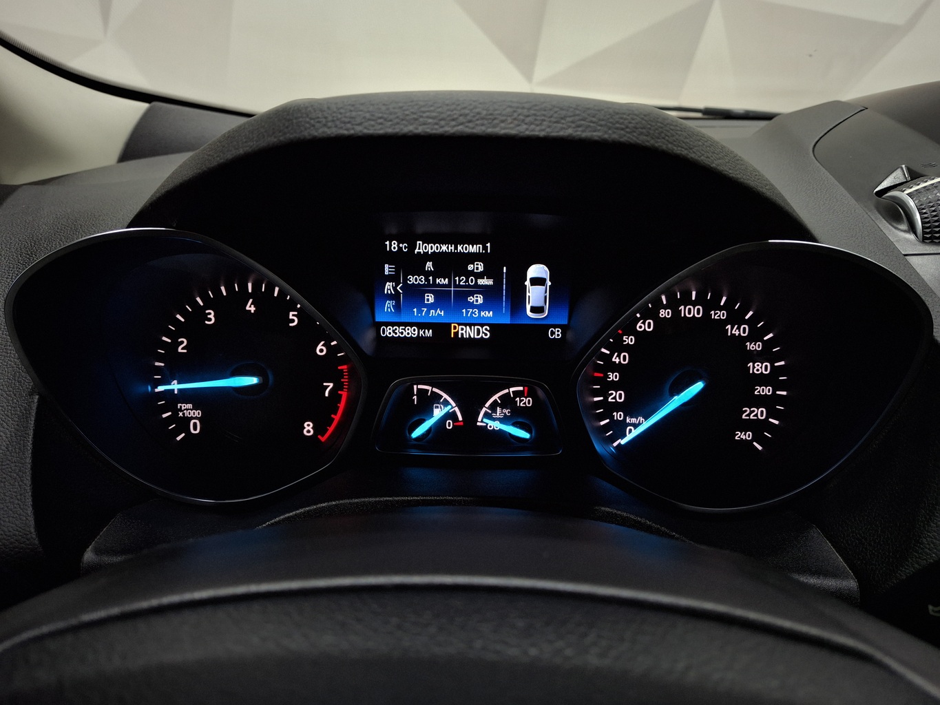 FORD KUGA