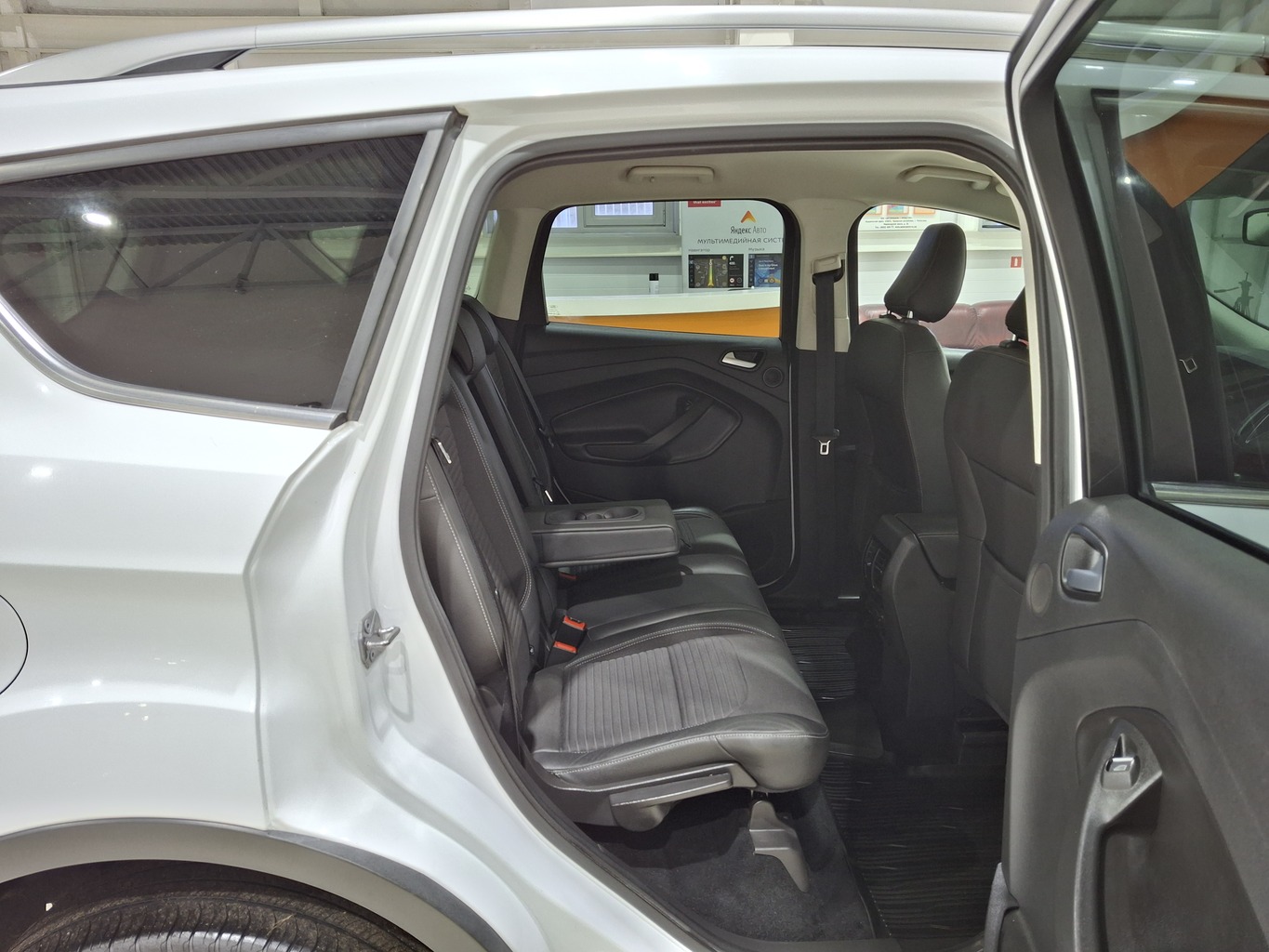 FORD KUGA