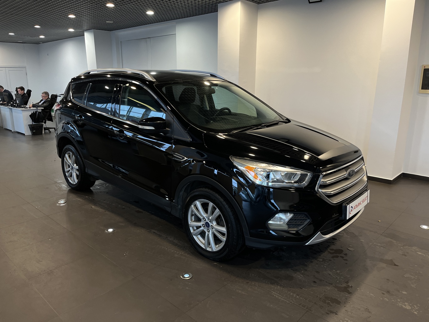 FORD KUGA
