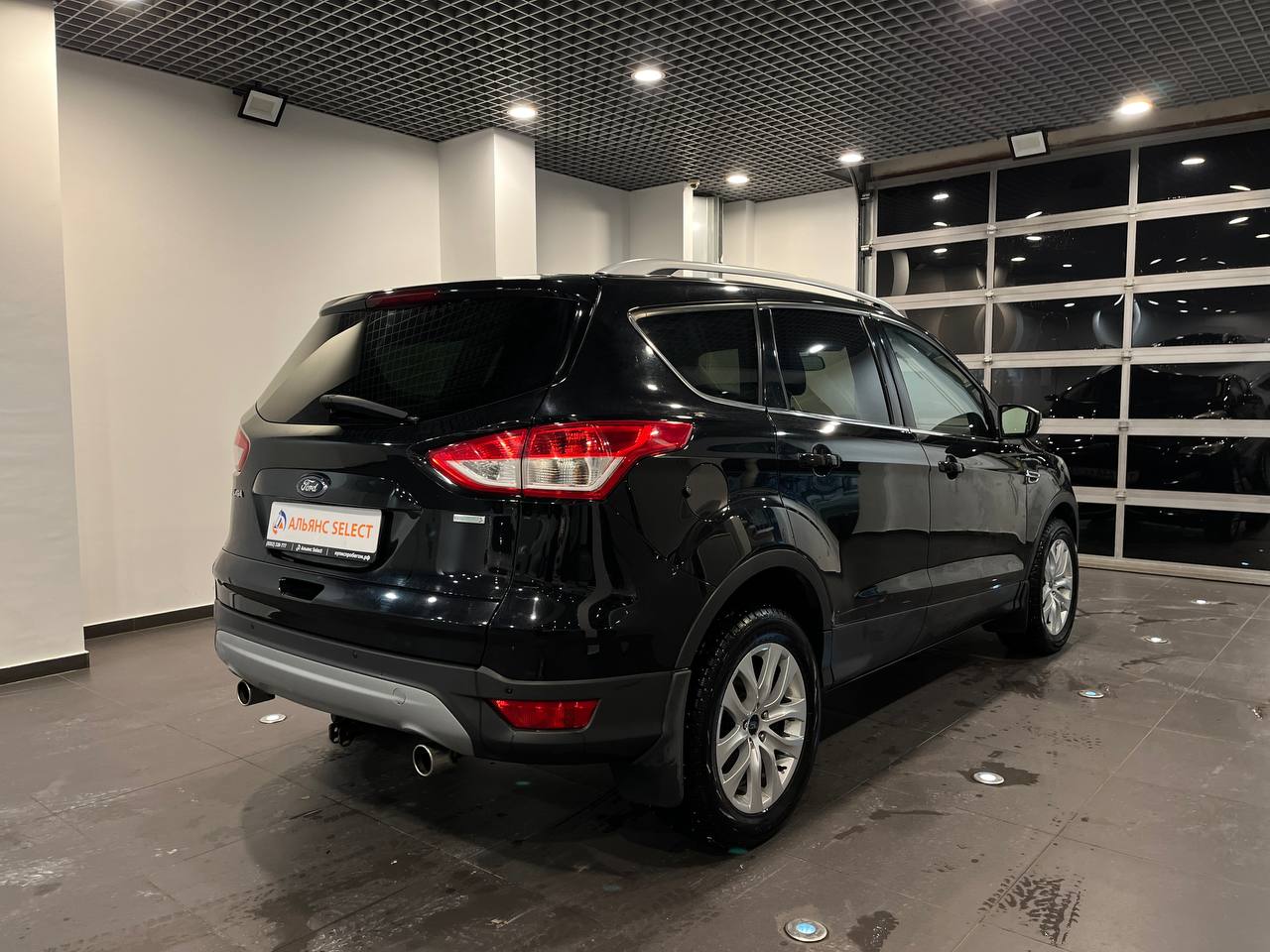 FORD KUGA