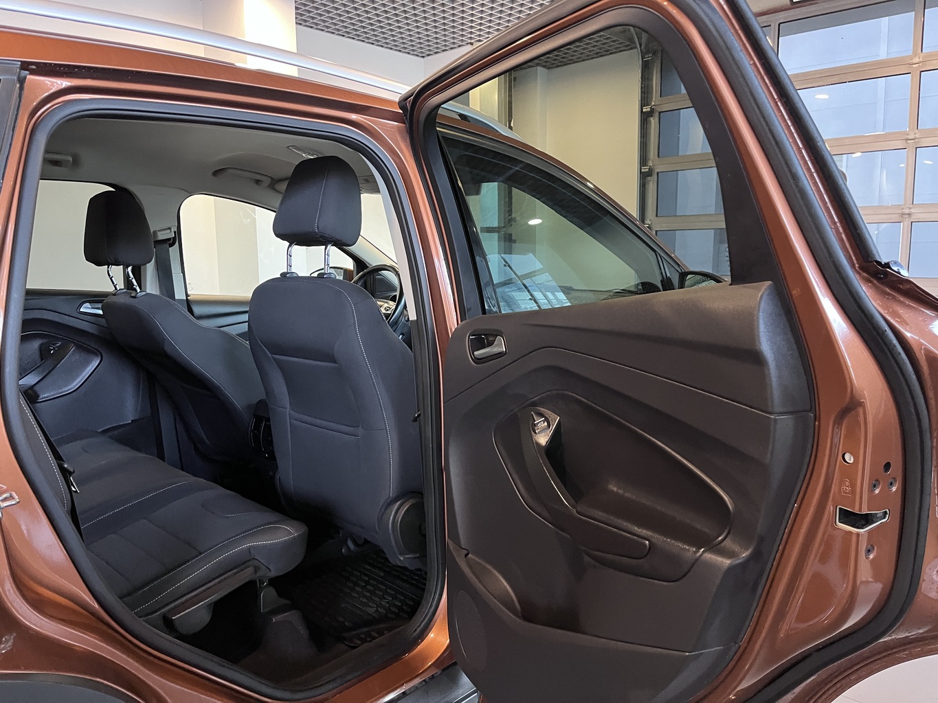 FORD KUGA