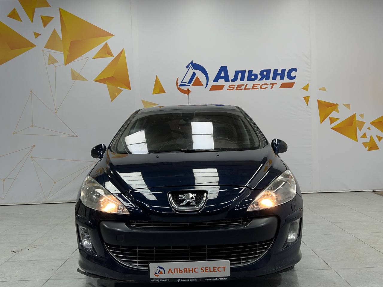 PEUGEOT 308