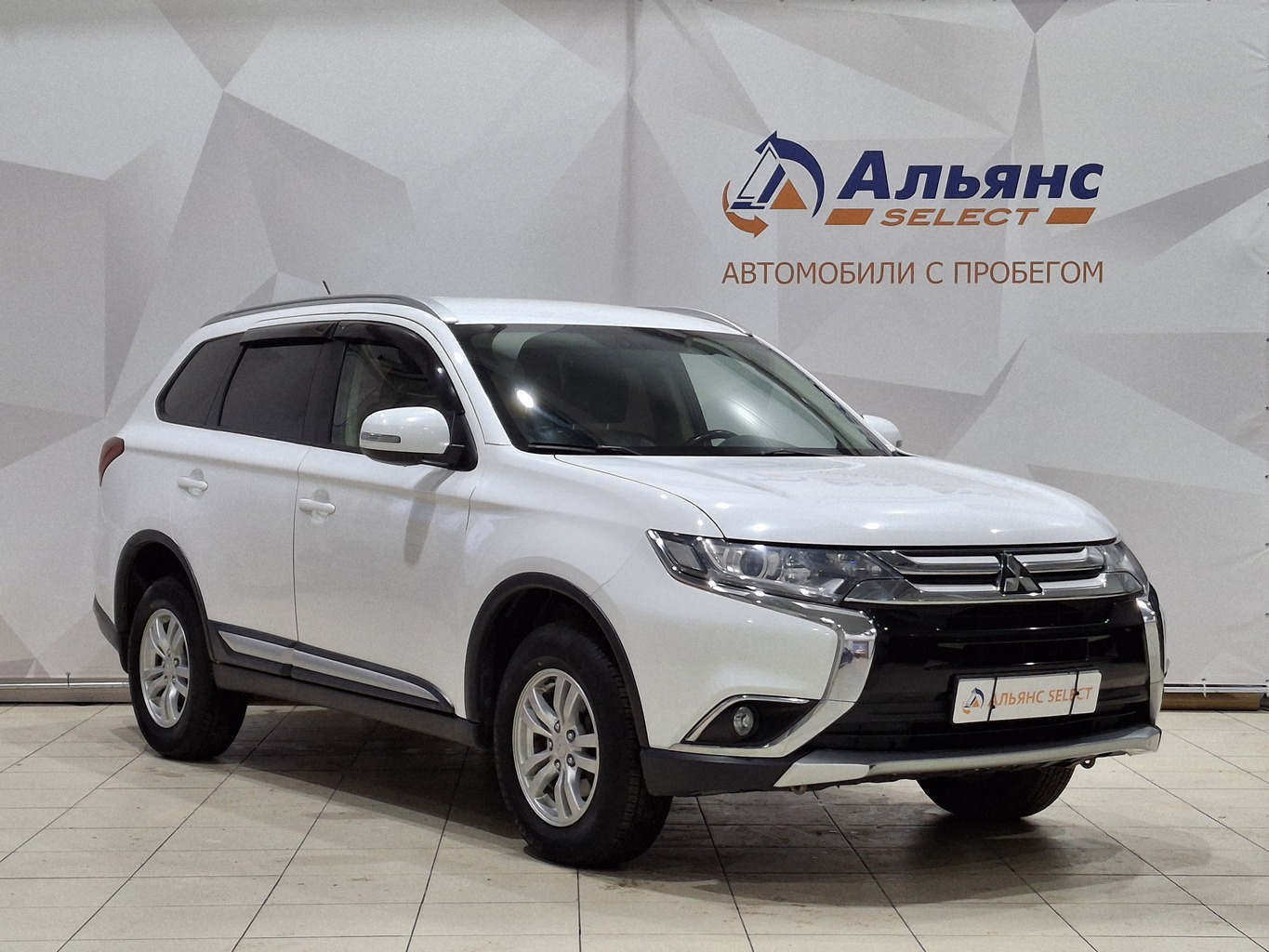 MITSUBISHI OUTLANDER