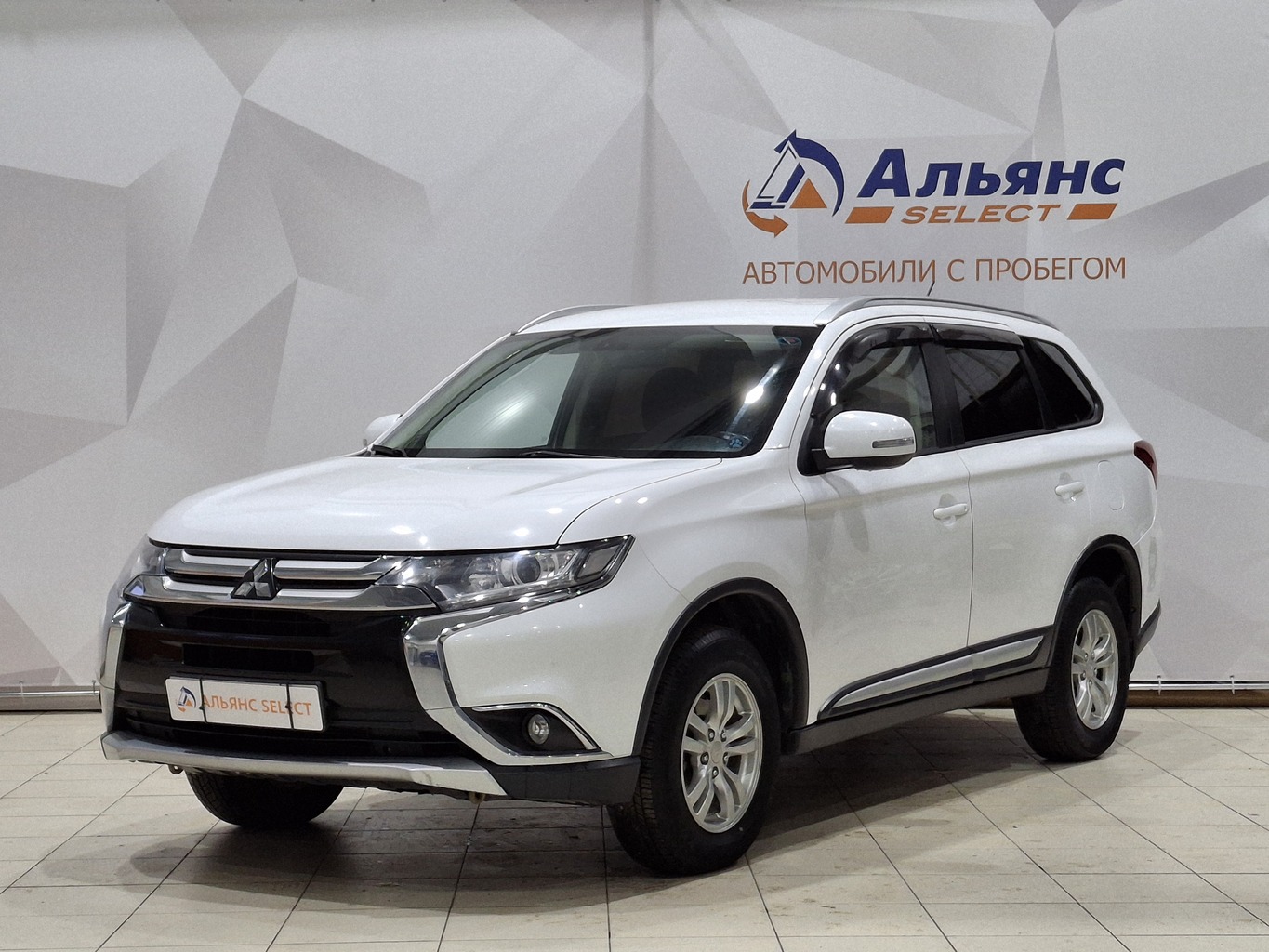 MITSUBISHI OUTLANDER
