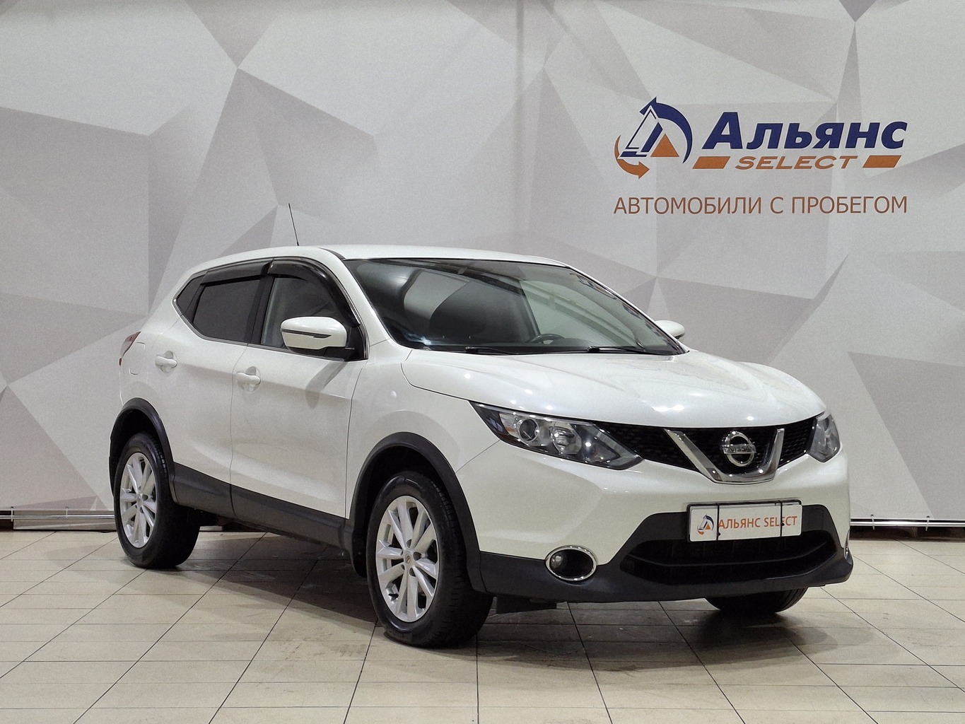 NISSAN QASHQAI 2015 г.