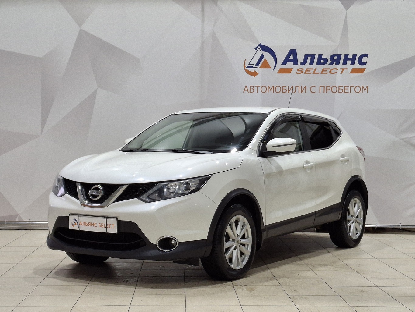 NISSAN QASHQAI 2015 г.